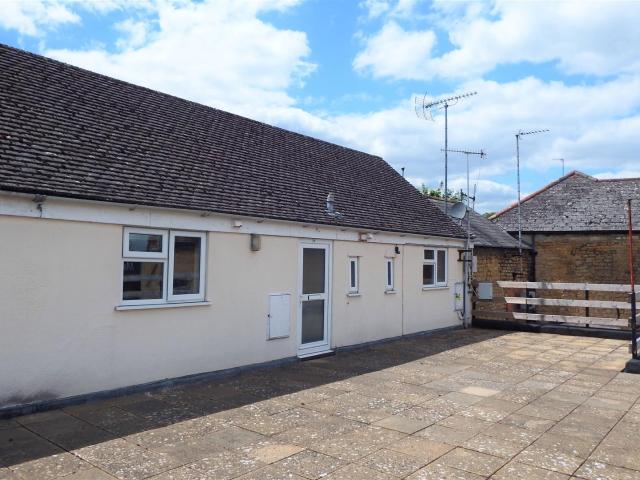Falkland Square, Crewkerne