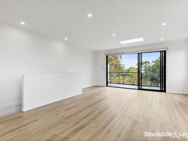 Fall in Love with the Lifestyle Stylish Living, Private Balconies & Parklands