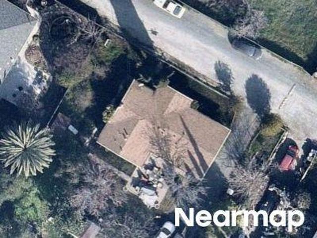 Fallen Leaf Ln