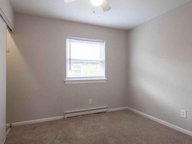 Falling Creek Apartments 1 Bedroom Apartment for Rent at 2530 Marina Dr, North Chesterfield, VA 23234