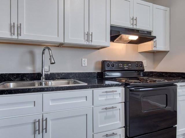 Falling Creek Apartments 2 Bedroom Apartment for Rent at 2530 Marina Dr, North Chesterfield, VA 23234