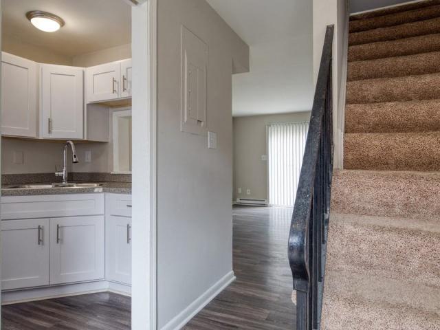 Falling Creek Apartments 2 Bedroom Apartment for Rent at 2530 Marina Dr, North Chesterfield, VA 23234