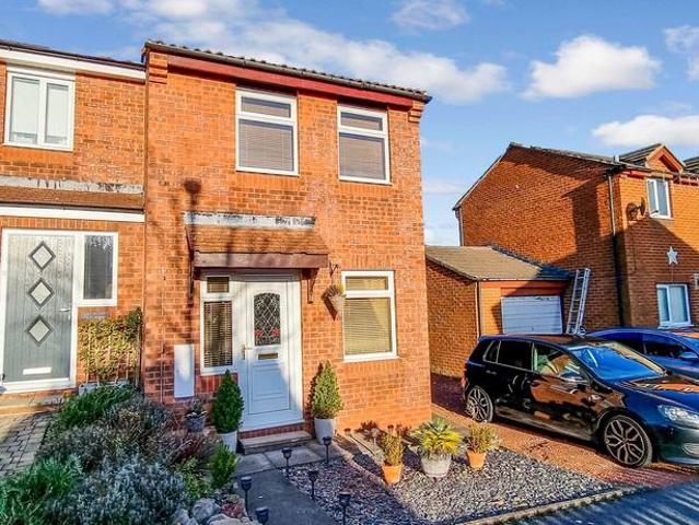 Fallow Road, Woodham, Newton. 2 bed end of terrace house to rent £700 pcm £162 pw