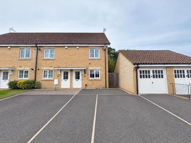 Fallowfields, Lowestoft NR32, 3 bed end terrace house to rent, £1,200 pcm | PrimeLocation