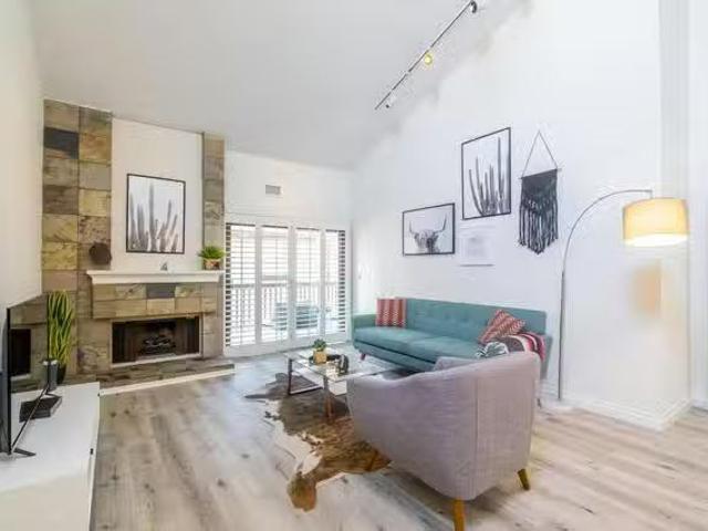 Falmouth Avenue, Los Angeles, CA