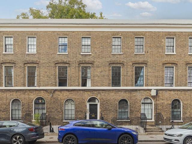 Falmouth Road, Southwark, London SE1, 2 bed flat to rent, £2,800 pcm | PrimeLocation