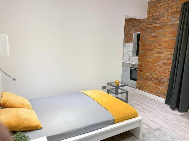 Far Gosford Street, City Centre, Coventry CV1, 1 bed flat to rent, £900 pcm | PrimeLocation