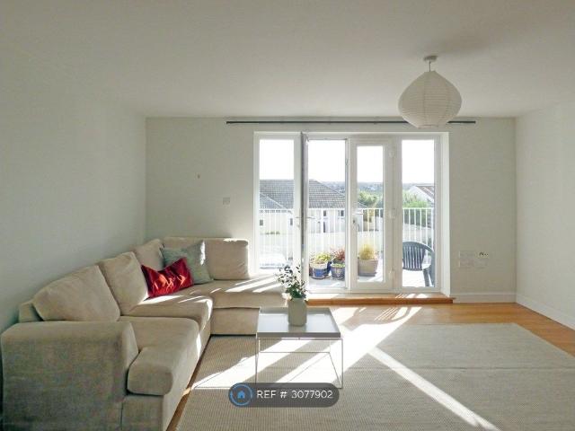 Far Horizons, Newquay TR7, 2 bed flat to rent, £1,200 pcm | PrimeLocation