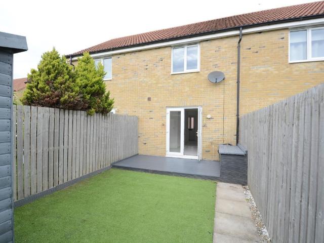 Far Moss, Selby YO8, 2 bed terraced house to rent, £850 pcm | PrimeLocation
