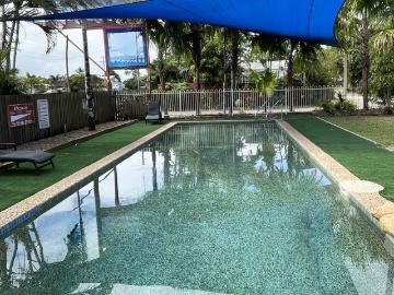 Far North Queensland Coastal Tropical Caravan Tourist Park 896CPL