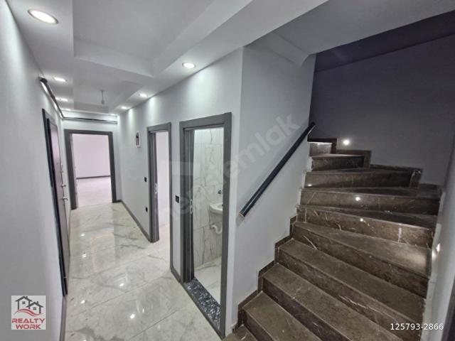 FARABİ H. 2 DAKİKA GENİŞ SALONLU, Y.ISITMALI, 3+1 DUBLEKS DAİRE
