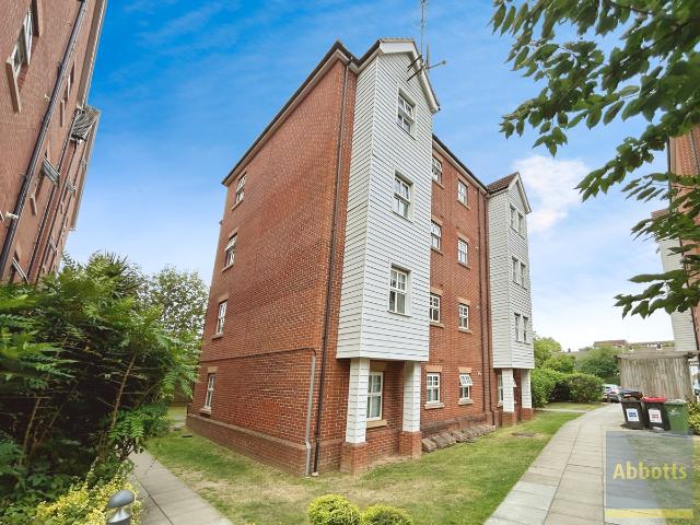 Faraday Court, Basildon SS16, 1 bed flat to rent, £1,300 pcm | PrimeLocation