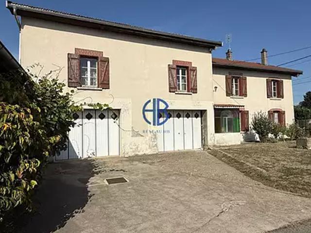 Faramans 38260 Achat / Vente maison 6 pièces t6 au dernier étage piscine