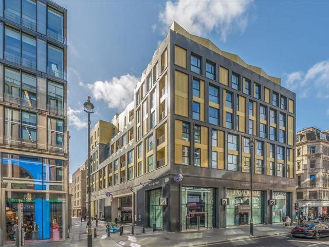 Fareham Street, London W1F 2 bed flat to rent £6,500 pcm £1,500 pw