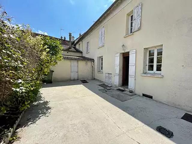 Faremoutiers 77515 Achat / Vente maison 8 pièces t8 cave parking
