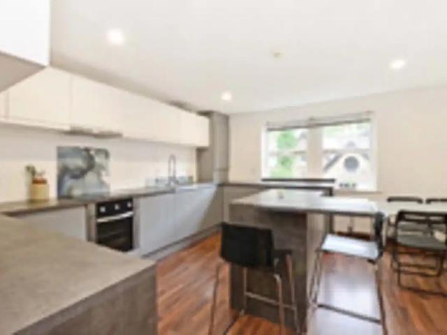 Farfield Sheffield Student Accommodation | Amber