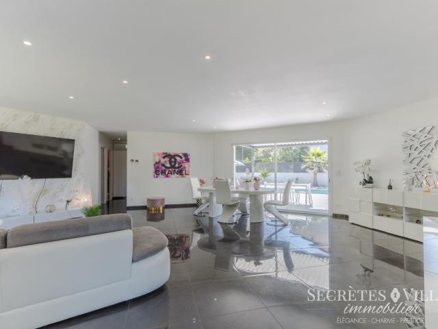 FARGUES ST HILAIRE MAISON CONTEMPORAINE PLAIN PIED 135 M2