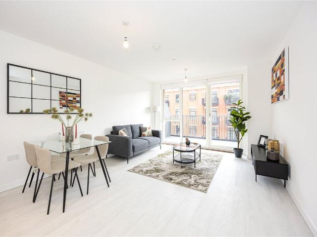 Farine Avenue, Hayes UB3, 1 bed flat to rent, £1,800 pcm | PrimeLocation