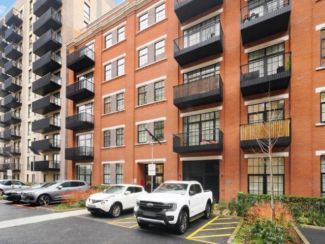 Farine Avenue, Hayes UB3 2 bed flat to rent £2,300 pcm £531 pw