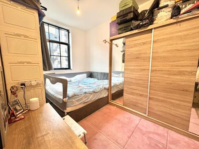 Farine Avenue, Hayes UB3, 2 bed flat to rent, £2,000 pcm | PrimeLocation