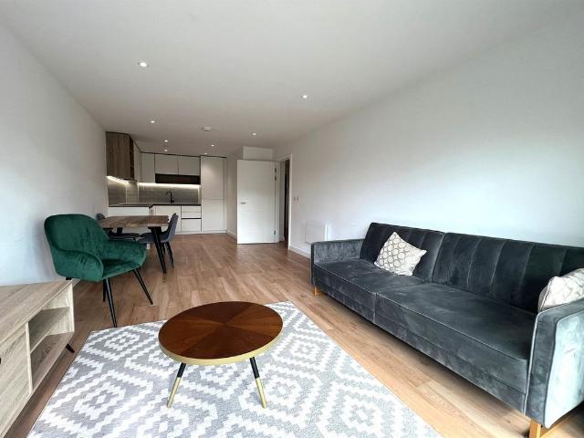 Farington House NW9, 2 bed flat to rent, £2,300 pcm | PrimeLocation