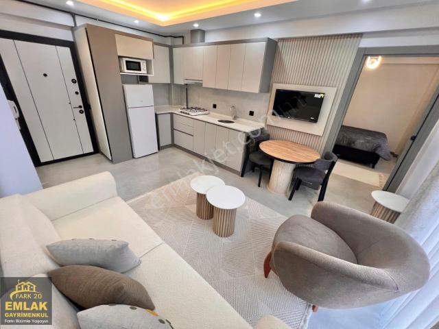 Fark20'den Değirmenönü'nde Sıfır Ayarında 1+1 Kiralık Apart