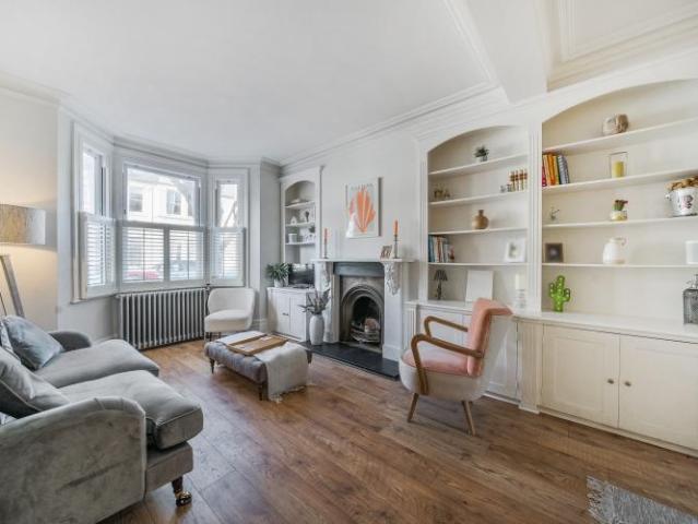 Farlton Road, London, SW18 3BJ, United Kingdom | 4 bed house for rent #140398897 | Rentberry