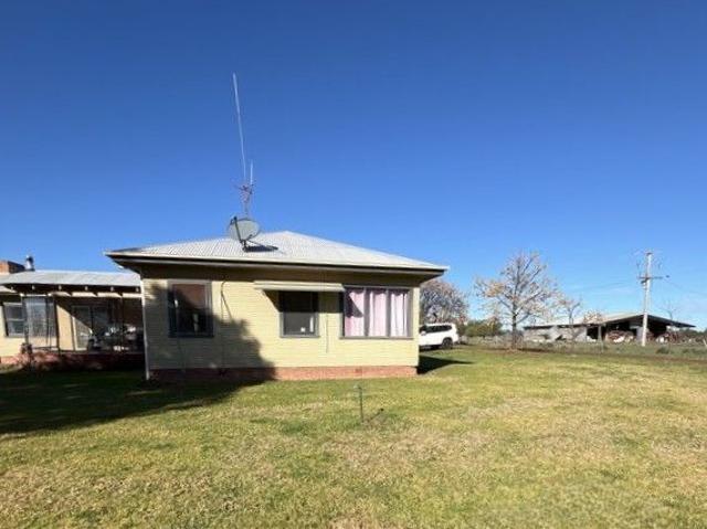 Farm House in Wallanthery