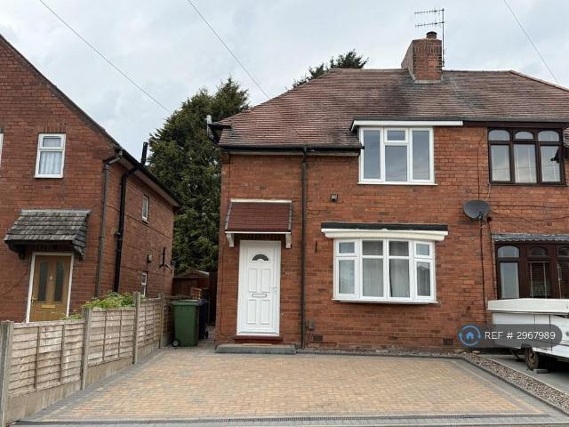 Farm Road, Brierley Hill, DY5 3 bed semi detached house to rent £1,195 pcm £276 pw
