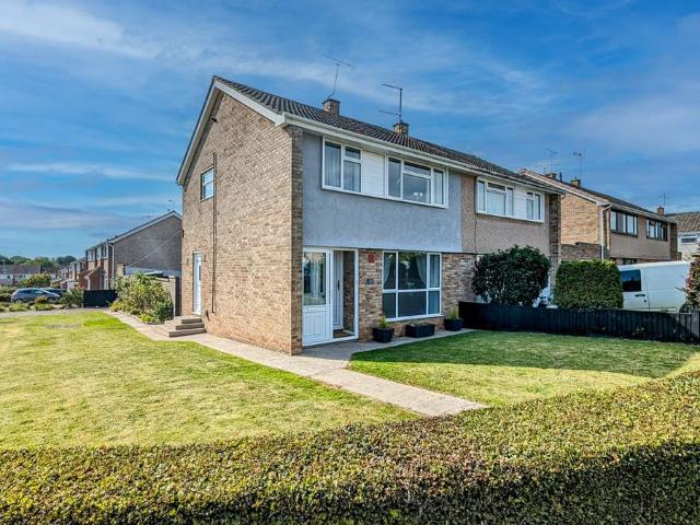 Farm View, Taunton TA2, 3 bed end terrace house to rent, £1,450 pcm | PrimeLocation