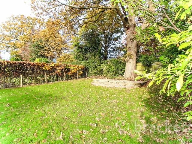 Farmcombe Road, Tunbridge Wells, TN2 4 bed detached house to rent £3,750 pcm £865 pw