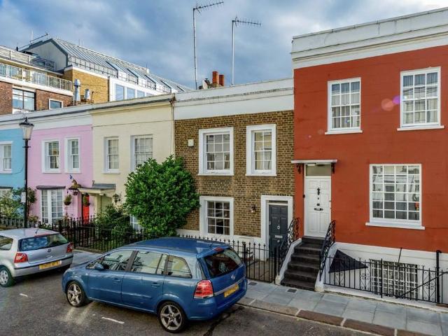 Farmer Street, London W8 2 bed house to rent £4,600 pcm £1,062 pw