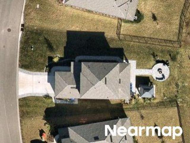 Farmfield Dr