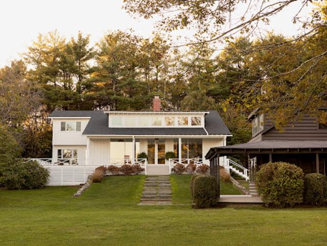 House with pool and garden