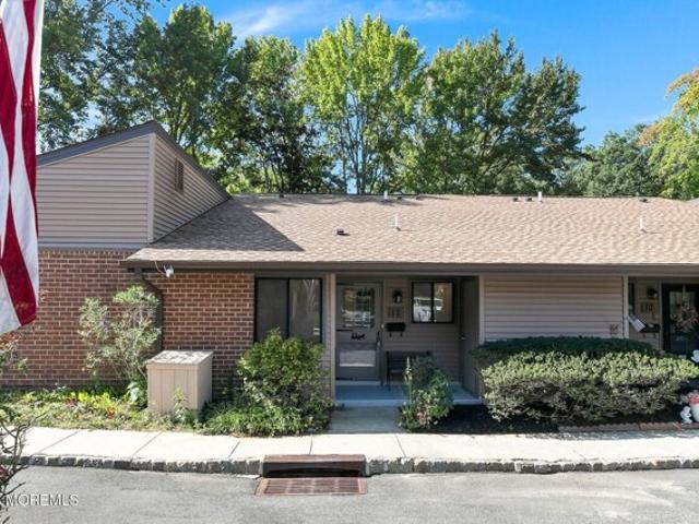 Farmingdale Ct, Red Bank, Condo For Sale