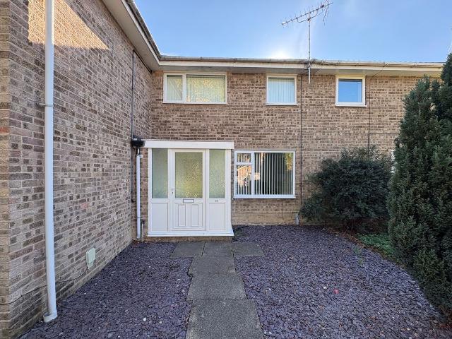 Farnham Walk, Ilkeston DE7, 3 bed property to rent, £1,100 pcm | PrimeLocation