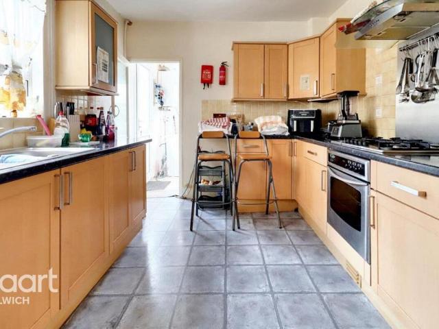 Farnley Road, London 1 bed in a house share to rent £800 pcm £185 pw