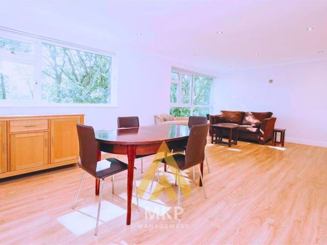 Farquhar Road, Edgbaston, Birmingham B15, 2 bed flat to rent, £1,350 pcm | PrimeLocation