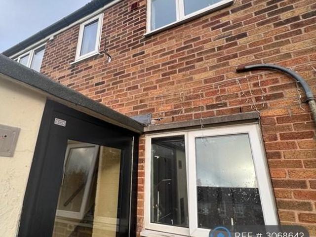 Farringdon Close, Preston, PR1 1 bed flat to rent £650 pcm £150 pw