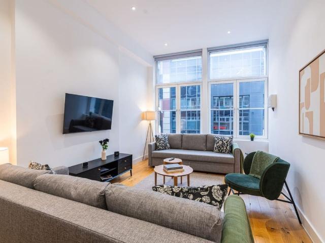 Farringdon EC1M, 1 bed flat to rent, £4,854 pcm | PrimeLocation