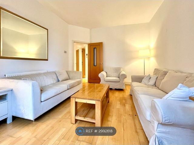 Farringdon Road, London EC1M, 1 bed flat to rent, £2,730 pcm | PrimeLocation