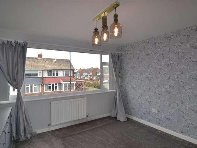 Farringdon Road, Marden Farm, Cullercoats, NE30