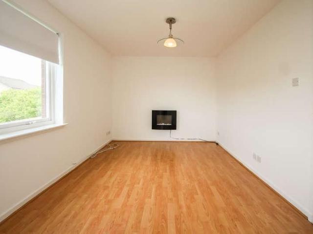 Farrier Court, Blackburn, EH47