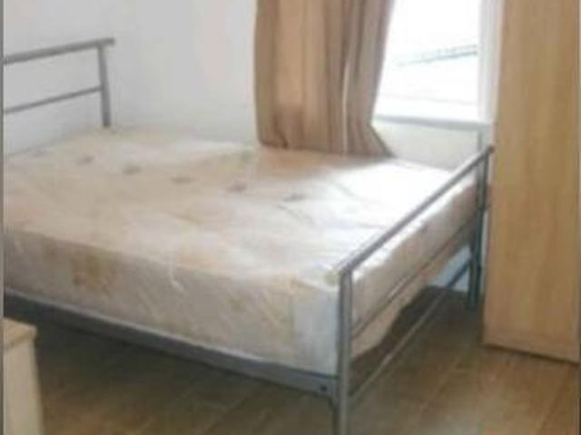 Farrier Place, Downs Barn MK14 1 bed in a house share to rent £550 pcm £127 pw