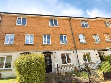 Farrow Avenue, Hampton Vale. 4 bed terraced house to rent £1,495 pcm £345 pw