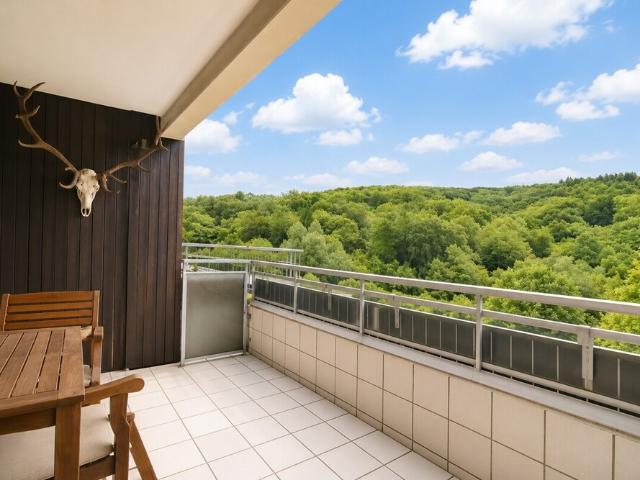 Fast wie im Penthouse 3 Zi Wohnung + Stellplatz TG u. Wallbox