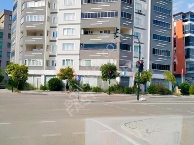 Fast'dan Hamitler Bostancı Caddesinde Satılık Daire.