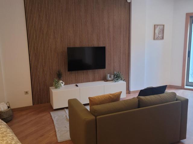 Fascinating Studio with a terrace close to Aveiro Train Station