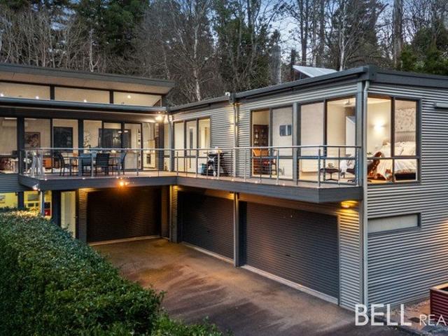 Fasham Johnson architectural sanctuary on five magical acres