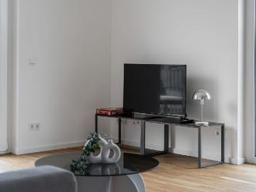 Fashionable 4 Room Apartment ART DECÓ I Balcony I Family friendly I next to Mercedes & US Army I Kitchen I Home Office, Boblingen Amsterdam Apartments for Rent